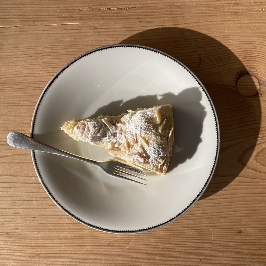 Torta della Nonna.jpeg Torta della Nonna